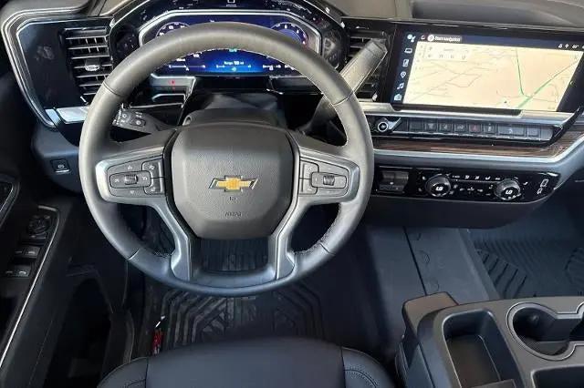 2026 Chevrolet Silverado 2500HD Crew Cab, Standard Bed, LT, 4WD