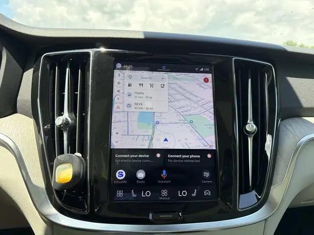2024 Volvo S60 B5 Plus Dark Theme