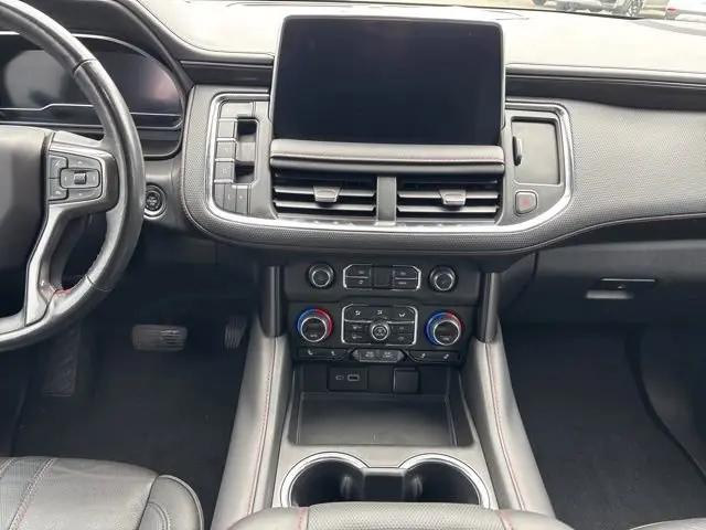 2022 Chevrolet Suburban 4WD RST