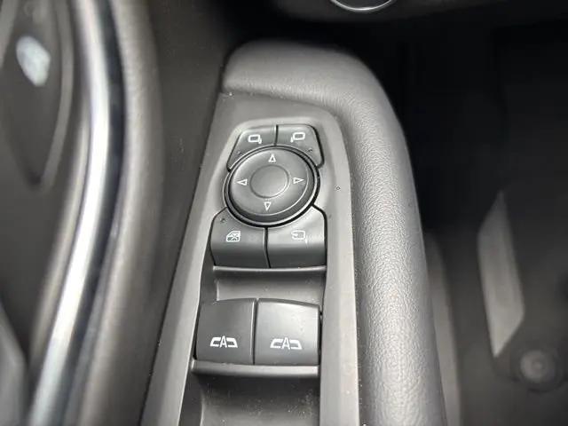 2022 Chevrolet Suburban 4WD RST
