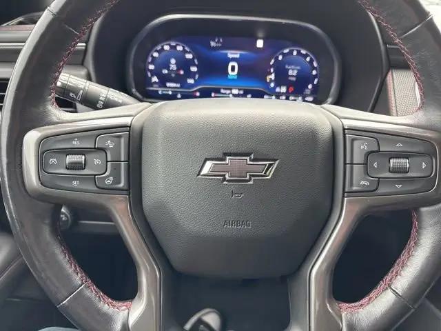 2022 Chevrolet Suburban 4WD RST