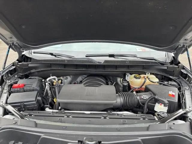 2022 Chevrolet Suburban 4WD RST