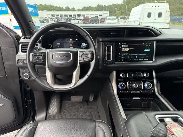 2023 GMC Yukon 4WD Denali