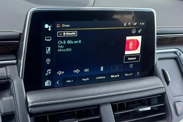 2023 Chevrolet Suburban 4WD Premier
