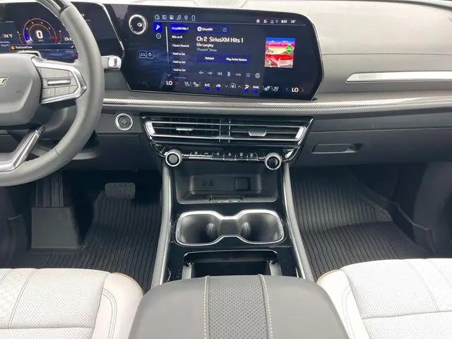 2026 Chevrolet Traverse FWD High Country