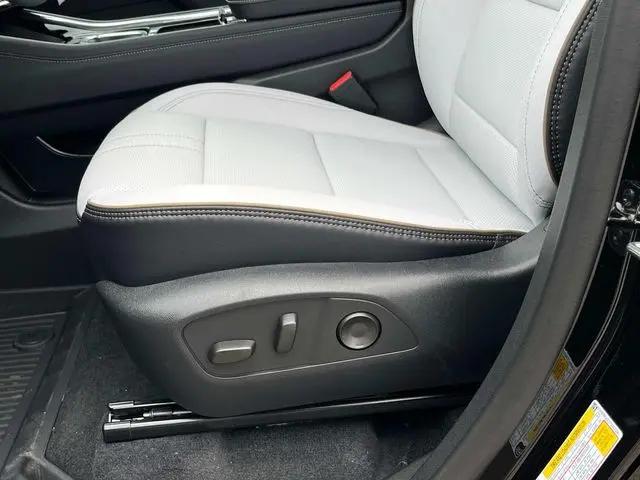 2026 Chevrolet Traverse FWD High Country