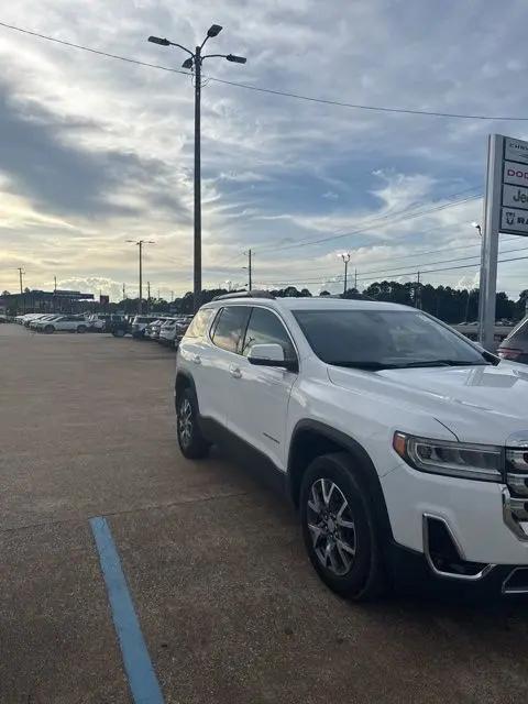 2023 GMC Acadia FWD SLT