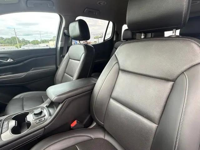 2023 GMC Acadia FWD SLT