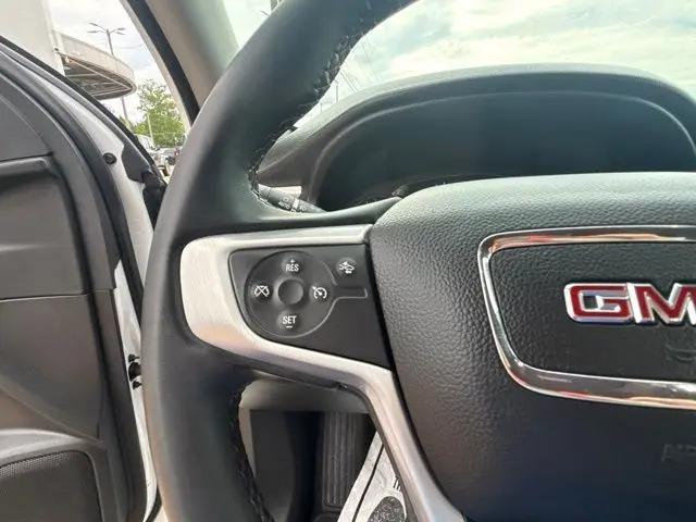 2023 GMC Acadia FWD SLT