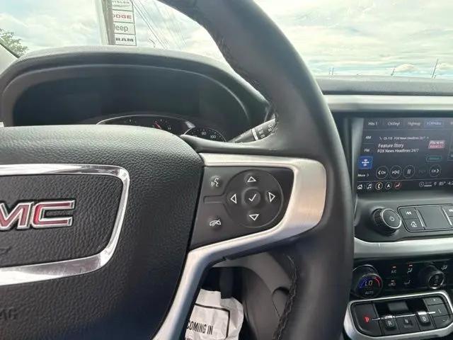 2023 GMC Acadia FWD SLT