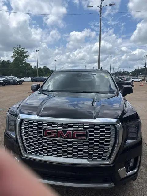 2021 GMC Yukon 4WD Denali