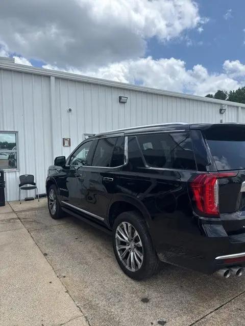 2021 GMC Yukon 4WD Denali