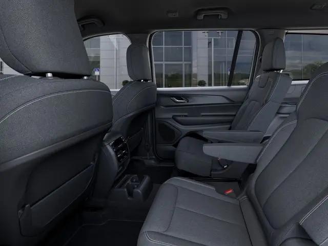 2026 Jeep Grand Cherokee L Altitude 4x4
