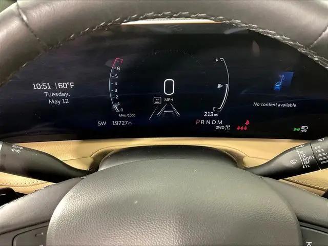 2025 Cadillac XT4 AWD Premium Luxury