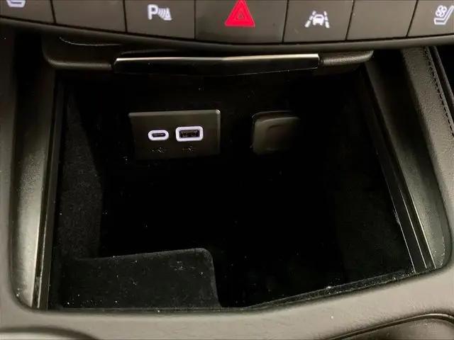 2025 Cadillac XT4 AWD Premium Luxury