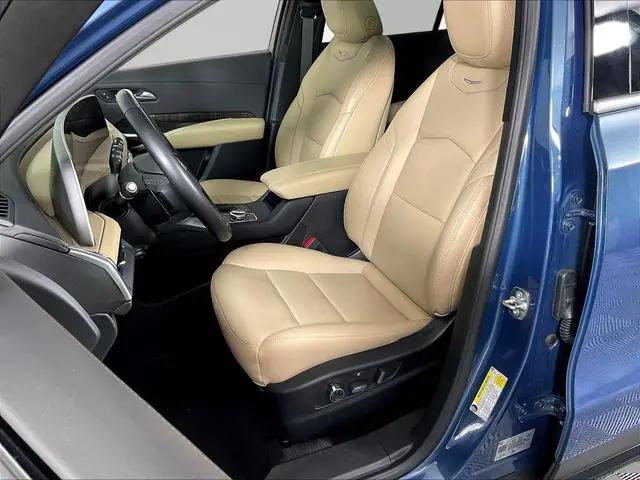 2025 Cadillac XT4 AWD Premium Luxury