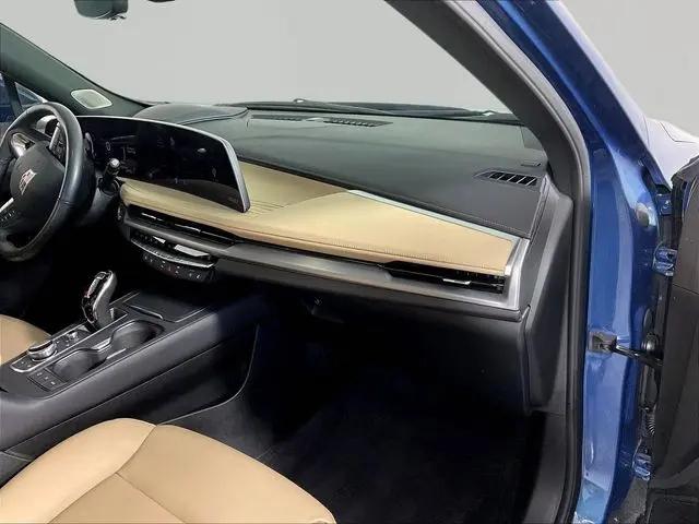 2025 Cadillac XT4 AWD Premium Luxury