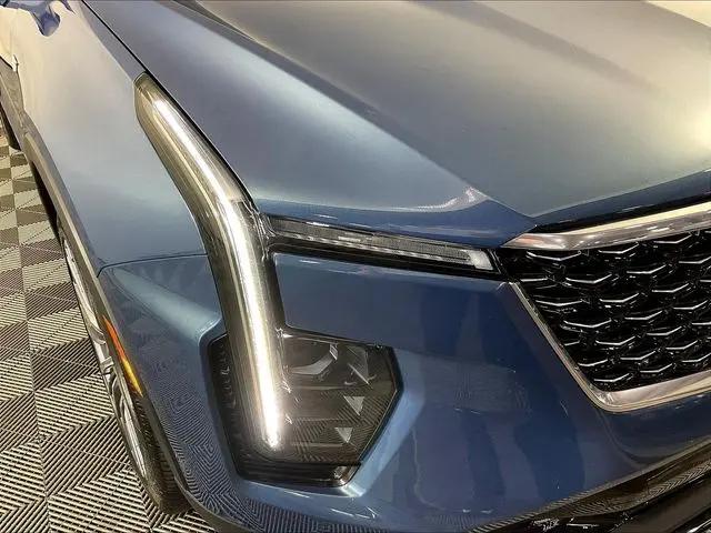 2025 Cadillac XT4 AWD Premium Luxury