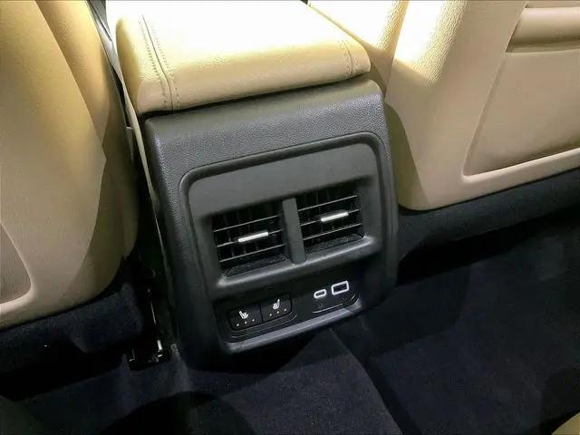 2025 Cadillac XT4 AWD Premium Luxury