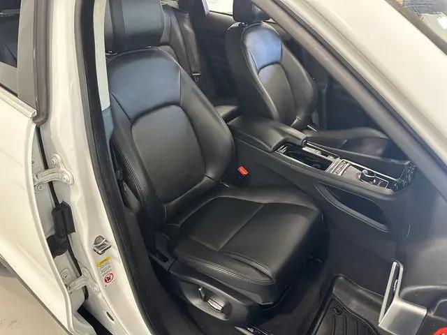 2019 Jaguar F-PACE 25t Premium