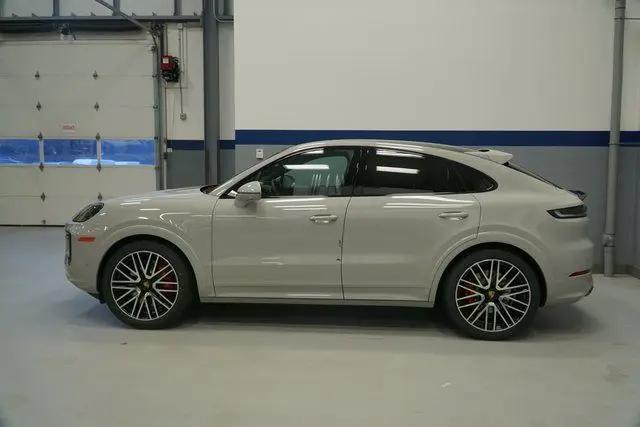 2026 Porsche Cayenne GTS