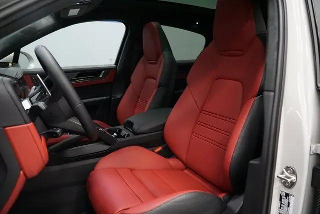 2026 Porsche Cayenne GTS