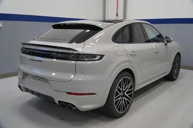 2026 Porsche Cayenne GTS