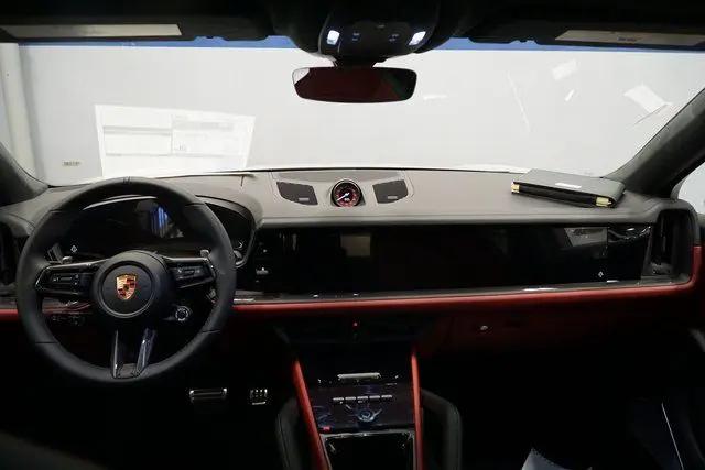 2026 Porsche Cayenne GTS