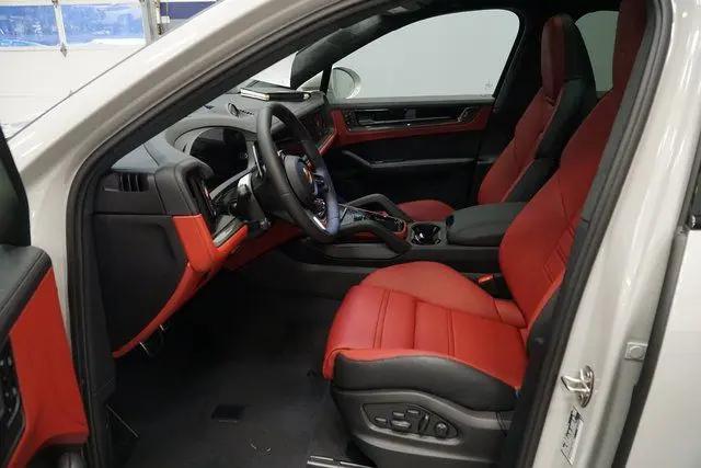 2026 Porsche Cayenne GTS