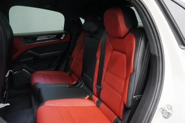 2026 Porsche Cayenne GTS