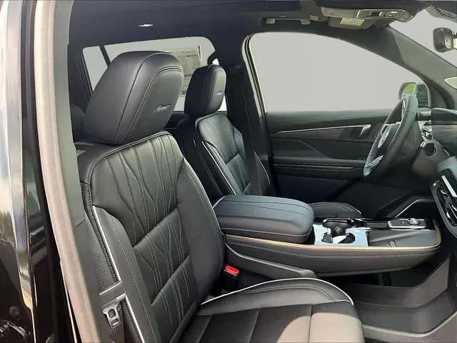2026 Buick Enclave Avenir FWD
