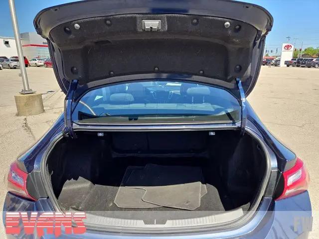 2021 Chevrolet Malibu FWD LT