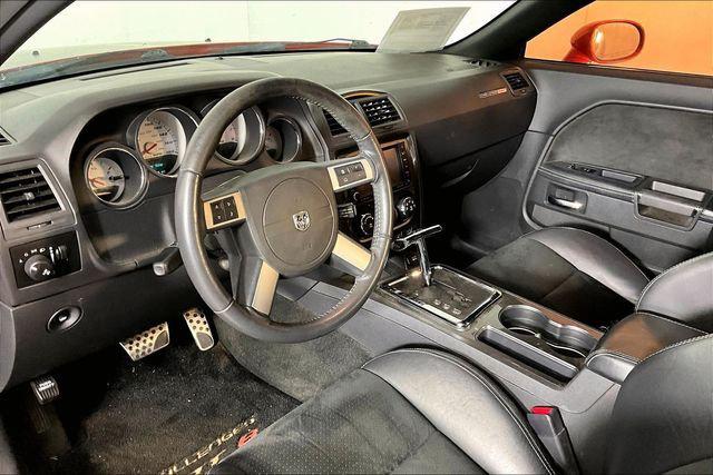 2010 Dodge Challenger SRT8