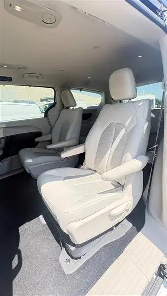 2019 Chrysler Pacifica Hybrid Touring Plus