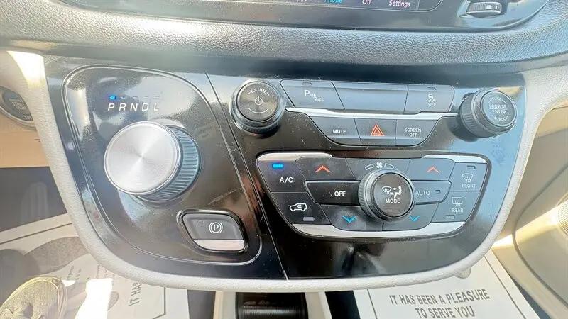 2019 Chrysler Pacifica Hybrid Touring Plus