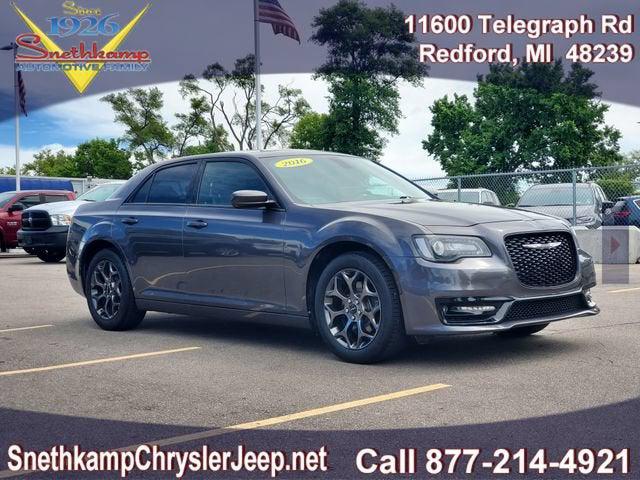2016 Chrysler 300 300S for sale in Redford, MI