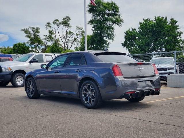 2016 Chrysler 300 300S