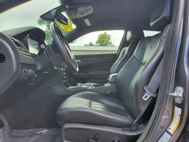 2016 Chrysler 300 300S