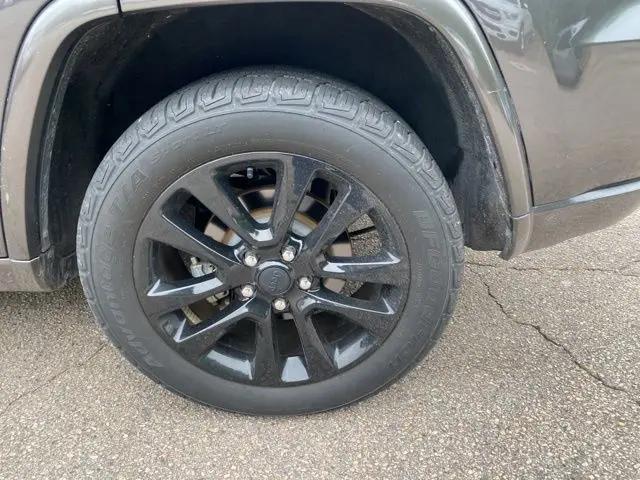 2017 Jeep Grand Cherokee Altitude 4x2