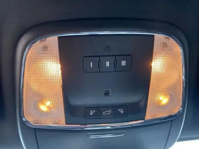 2017 Jeep Grand Cherokee Altitude 4x2