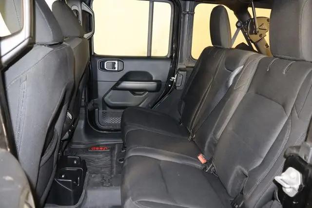 2018 Jeep Wrangler Unlimited Sahara 4x4