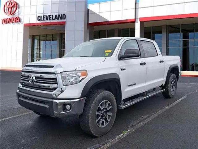 2017 Toyota Tundra SR5 5.7L V8