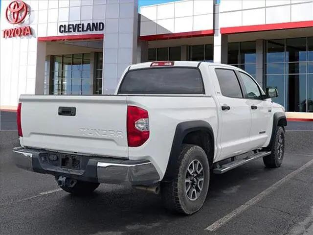 2017 Toyota Tundra SR5 5.7L V8