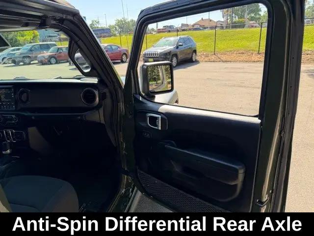 2022 Jeep Wrangler Unlimited Willys 4x4