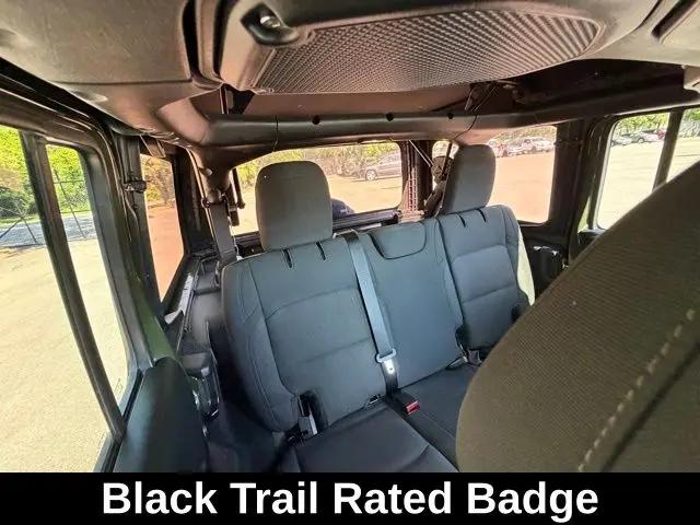 2022 Jeep Wrangler Unlimited Willys 4x4