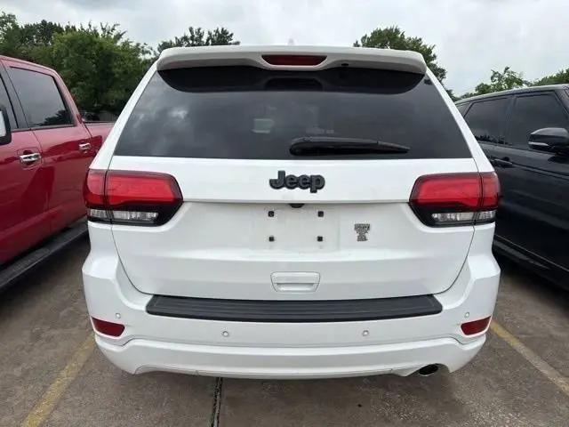 2019 Jeep Grand Cherokee Altitude 4x2