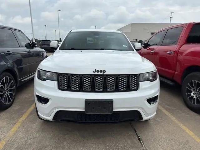 2019 Jeep Grand Cherokee Altitude 4x2