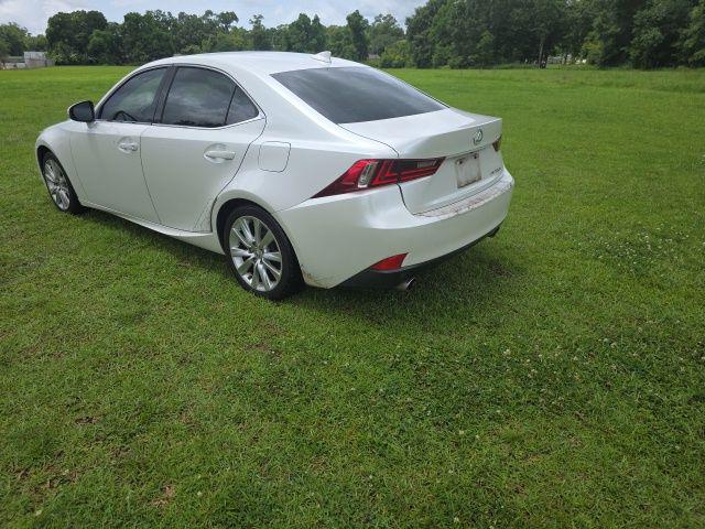 2016 Lexus IS 200t 200t