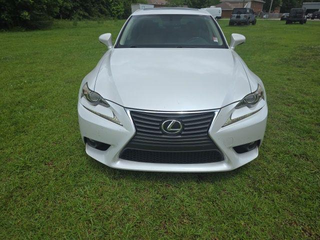 2016 Lexus IS 200t 200t