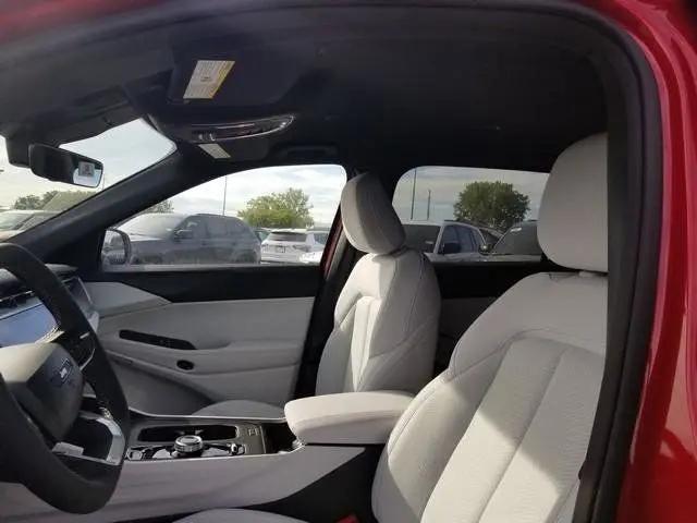 2026 Jeep Cherokee Laredo 4x4